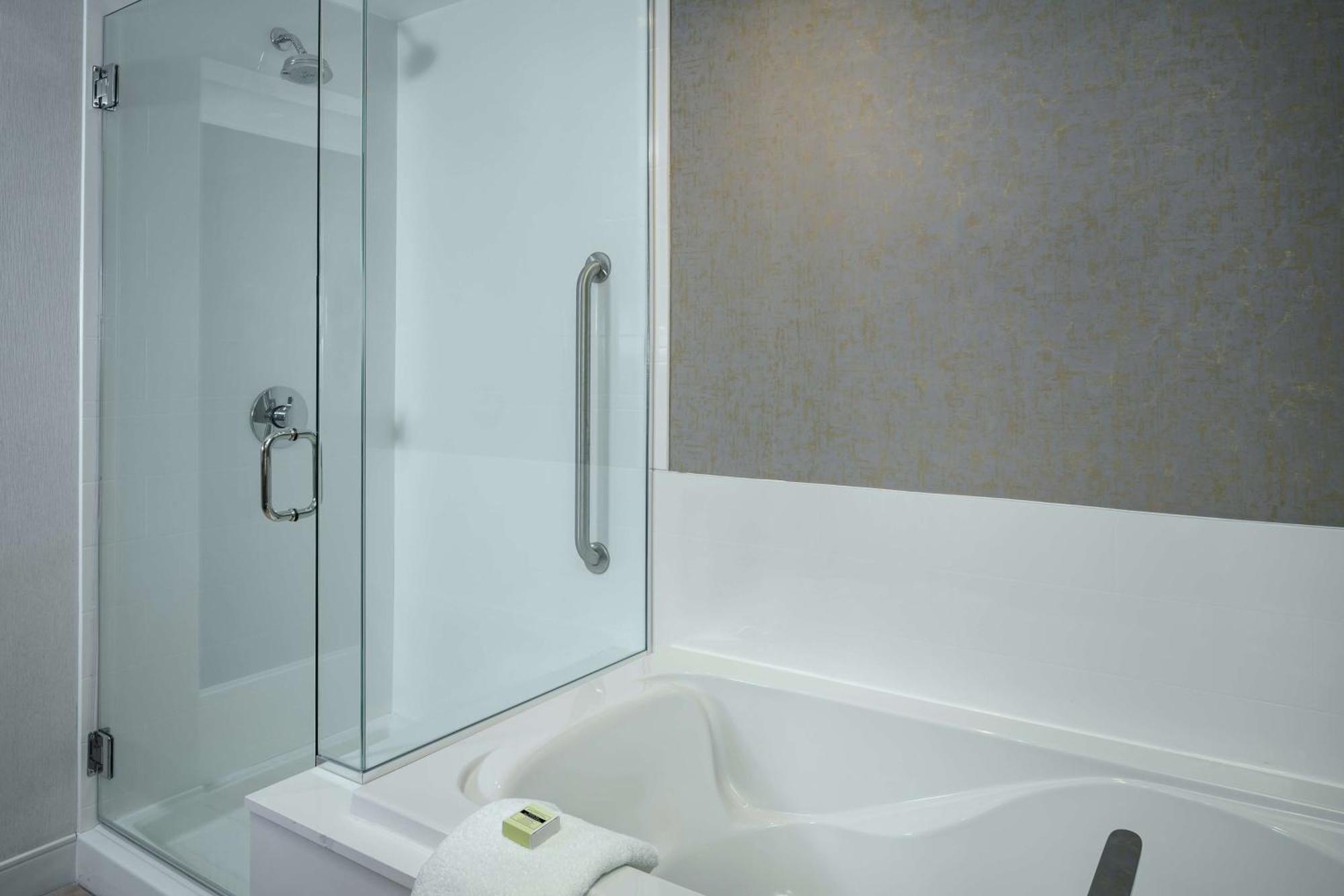 Hilton Garden Inn Seattle Bellevue Downtown, Wa Luaran gambar